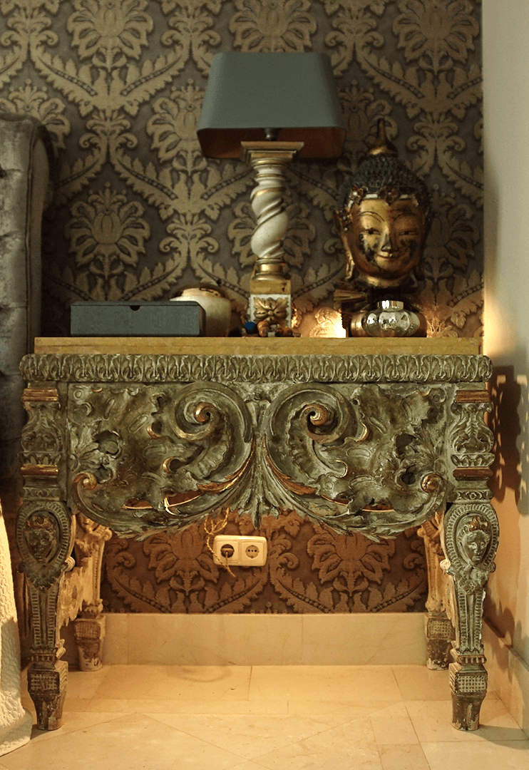 Consola barroca Italiana.